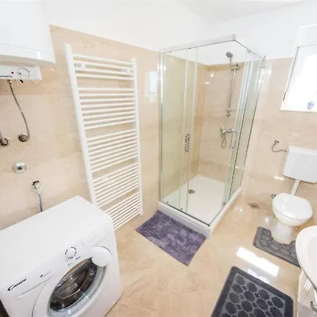 Апартаменты My Dalmatia - Penthouse With Shared Pool