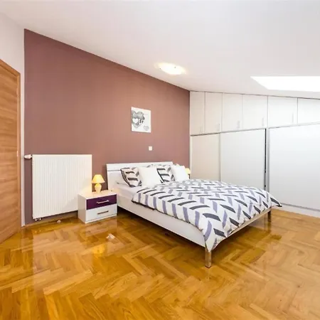 Апартаменты My Dalmatia - Penthouse With Shared Pool Задар